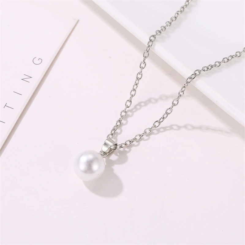 Pearl necklace
