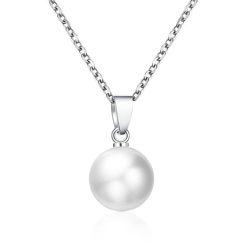 Pearl necklace