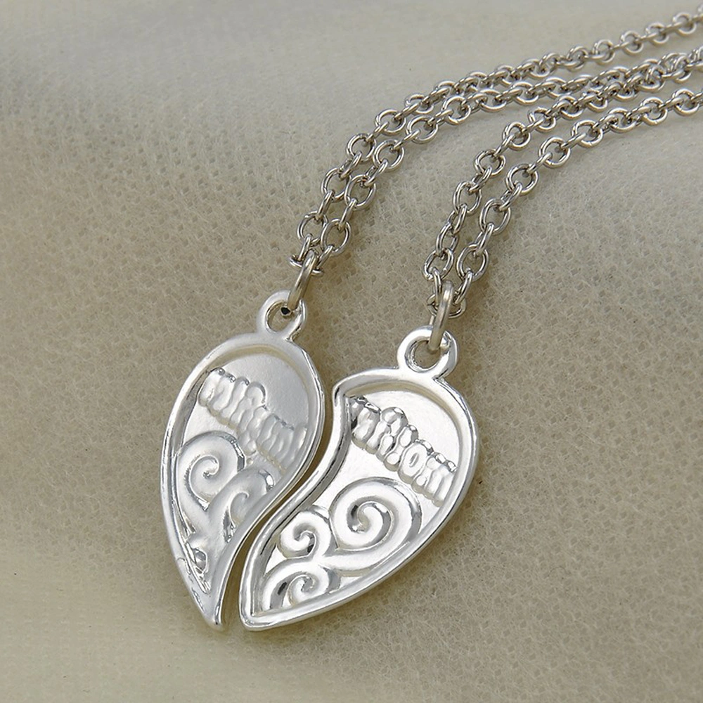 Two-petal heart-shaped stitching necklace