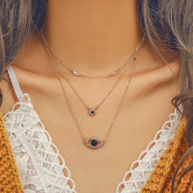 Three-layer clavicle chain