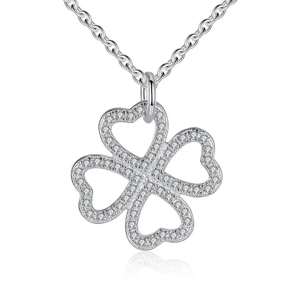 Four-leaf clover hollow diamond necklace