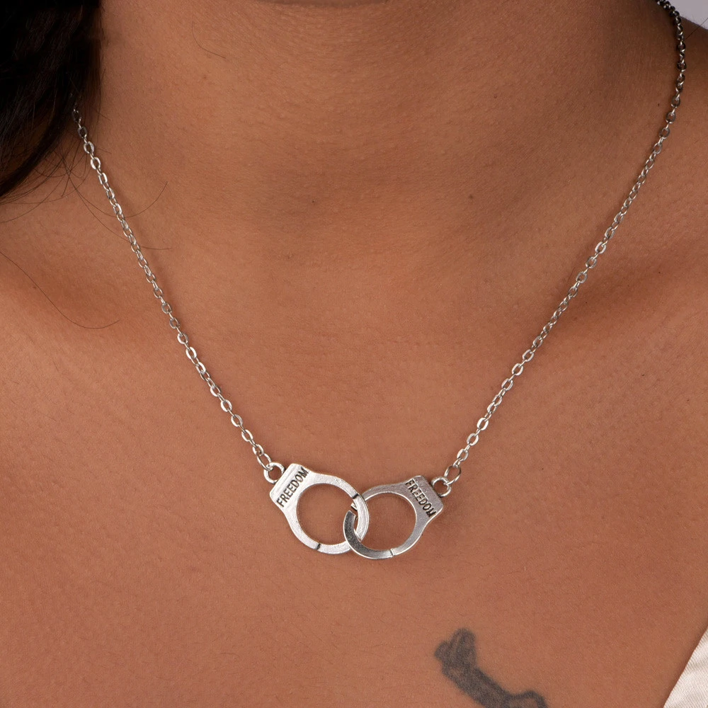 Simple fashion handcuff necklace