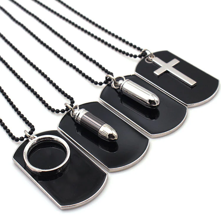 Black tag ring Bullet cross sweater chain