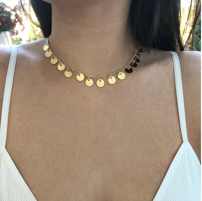 Sequined metal clavicle chain