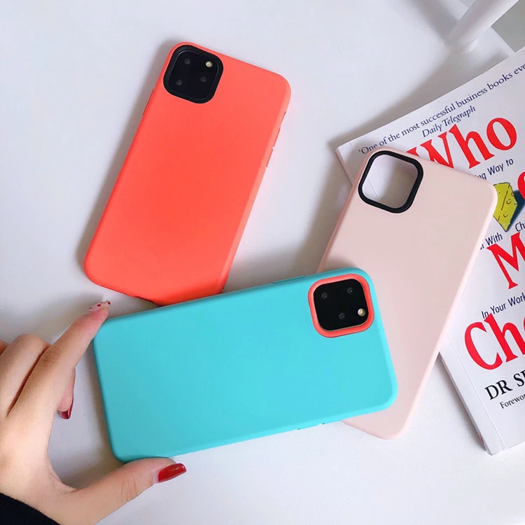 Mobile phone case hits macaron