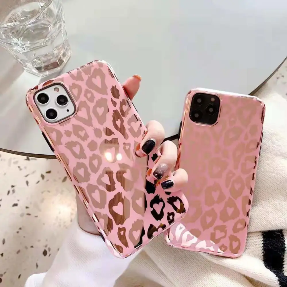 Pink electroplating leopard print phone case