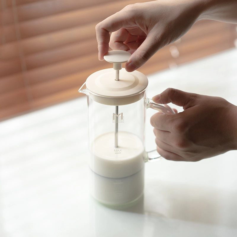 Hand-made Milk Foam Machine