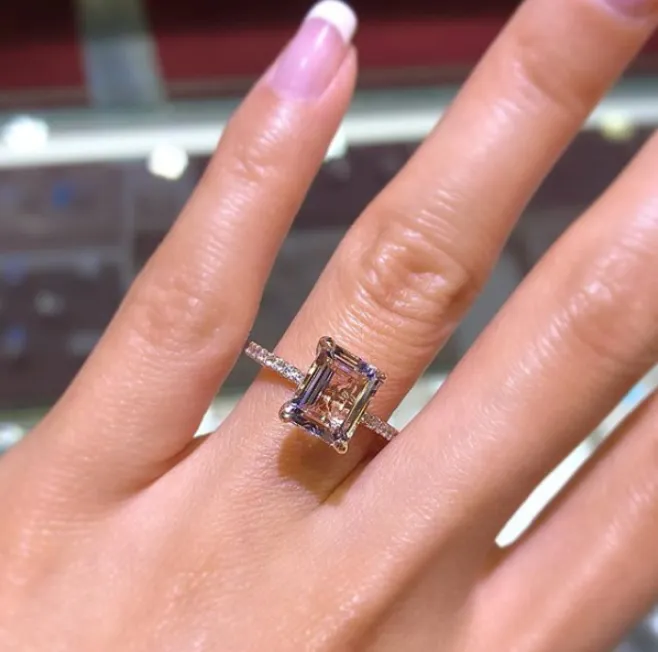 Europe and the United States new hot sale network red jewelry ins explosions accessories rose gold inlaid champagne imitation diamond ring