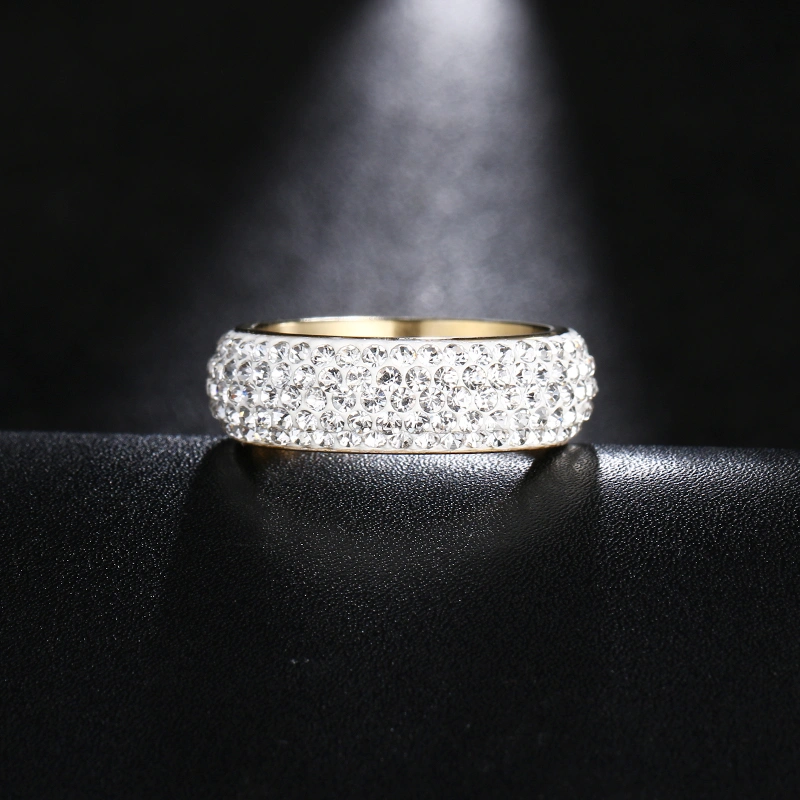 Five-row diamond ring with diamonds in titanium