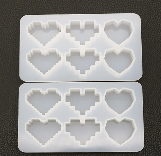 Pixel Heart Mold