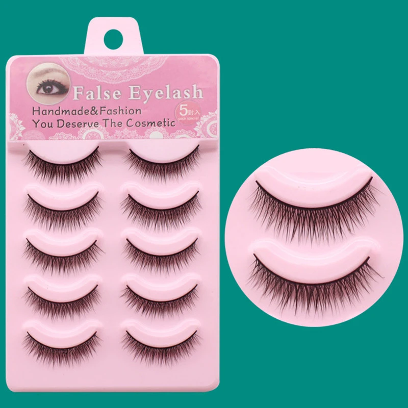 Naturally cross five pairs of false eyelashes