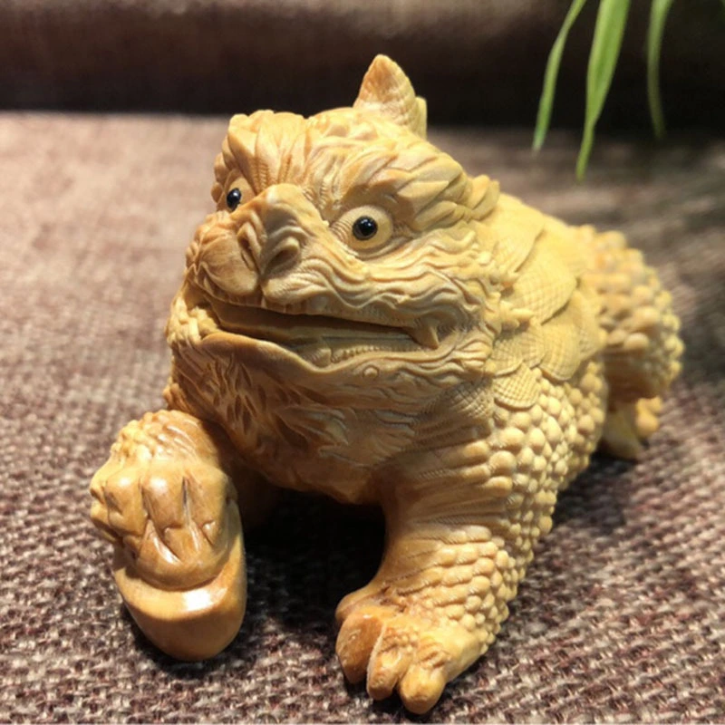 Small Leaf Boxwood Carved Golden Toad Handle