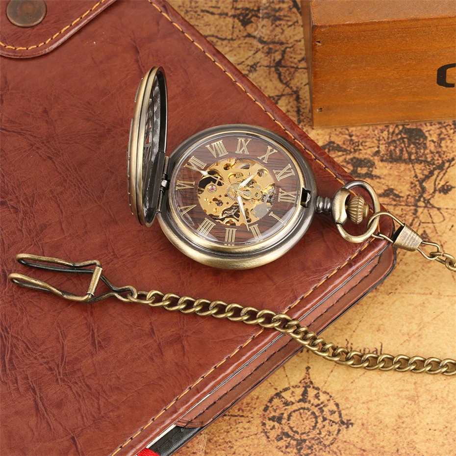 Hollow hollow mechanical pocket watch