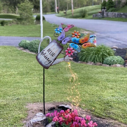 Watering Can Fairy Lights Garden Feature Art Watering Can with Lights for Outdoor Indoor Tree Decoration