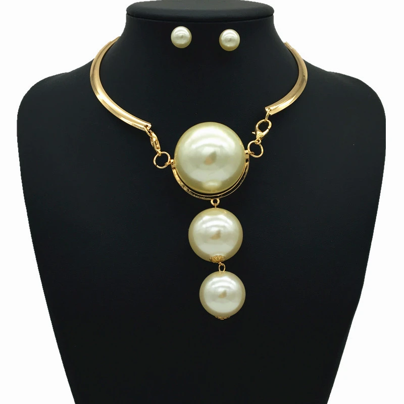 Big Pearl Pendant Necklace Exaggerated Jewelry