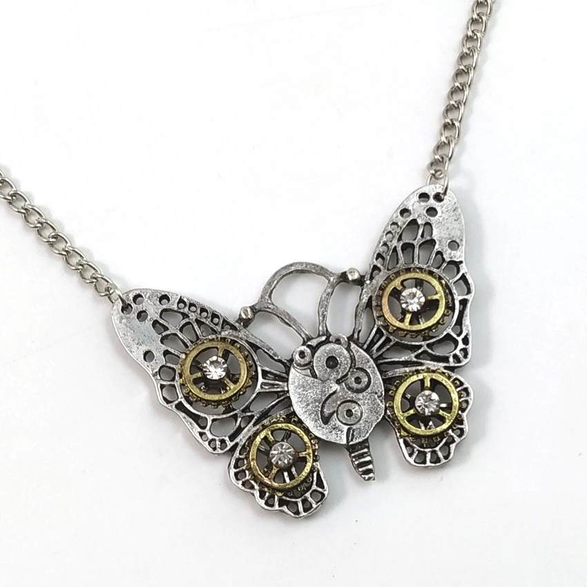 European And American Steampunk Heart-Shaped Mechanical GearNecklace