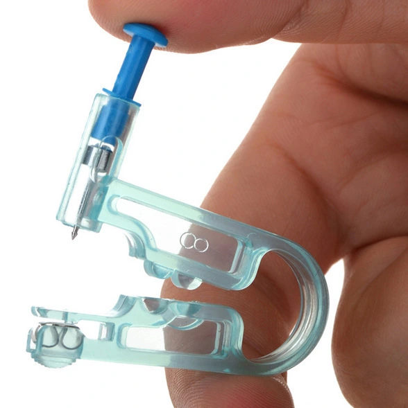 Disposable ear piercing