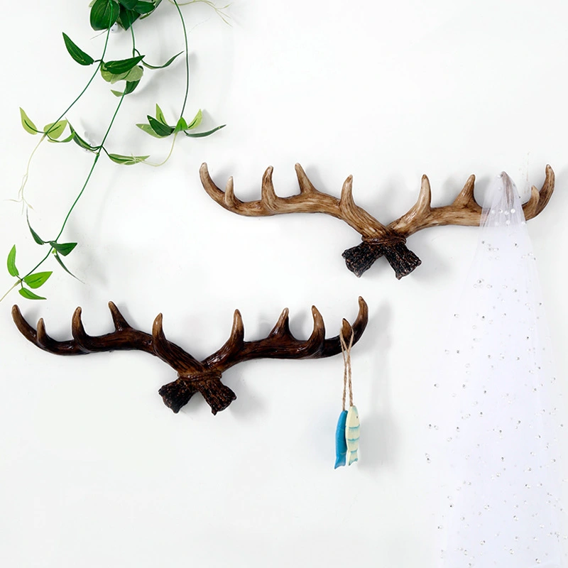 Wall ornament coat and hat hook