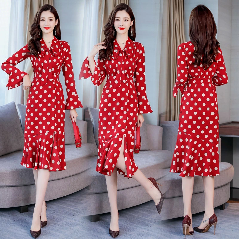 Spring 2021 Point Dresses Fashion Slim, Slim, Medium-length Sweet