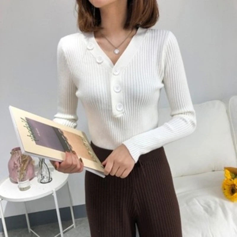 chic style V-neck one-breasted sweater