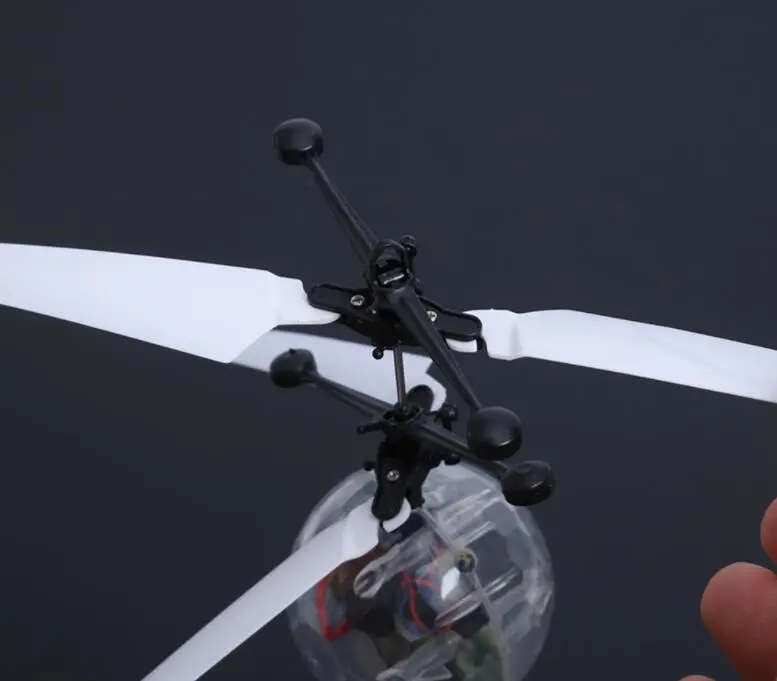 Colorful Induction Suspension LED Flashing Crystal Ball Helicopter Flying Ball Disco Magic Children Toy Gift
