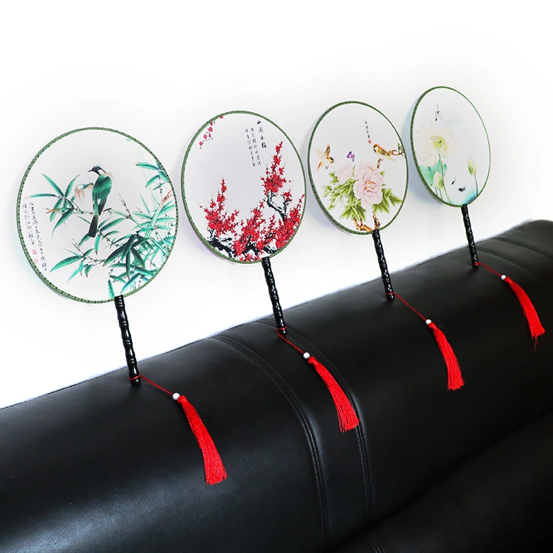 Translucent silk fan