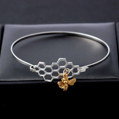 New fashion jewelry cute honeycomb bee bracelet personality insect bracelet hand jewelry