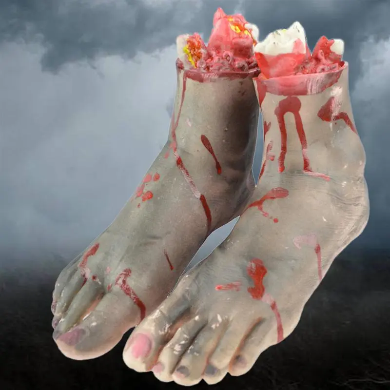 1 Pair Chopped Human Parts Scary Bloody Feet Halloween Party Decorations Prop Black Feet