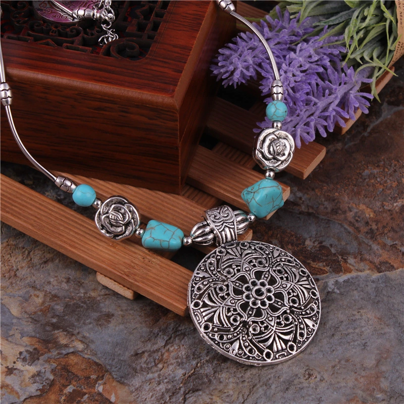 European And American Fashion Personality Turquoise Pendant Alloy Necklace