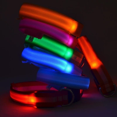 Manufacturer's spot 2.5cm stripe fiber LED luminous pet collar dog ring 6 color 3 size