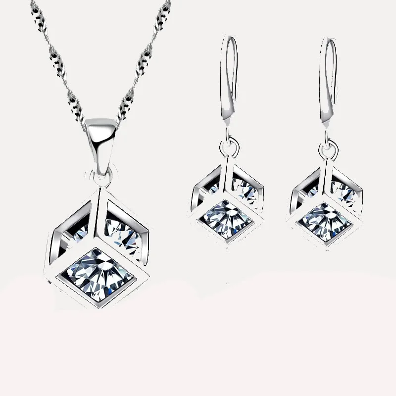 Earrings and necklace set