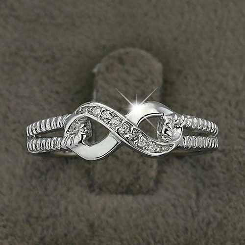 Creative Diamond 8 Ring