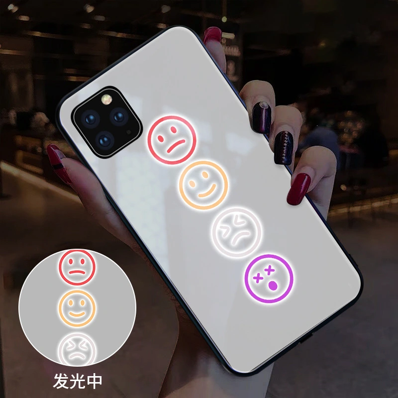 Compatible with Apple , Smiling face to flash mobile phone case