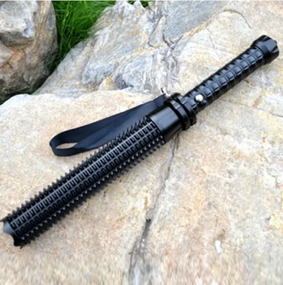 Waterproof LED flashlight