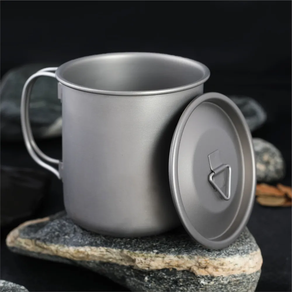 Pure titanium boiling water cup