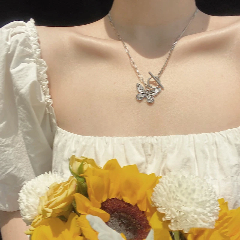 Design Sense Butterfly Cold Wind Clavicle Chain