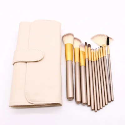 12/18/24 makeup brush champagne brush handle set