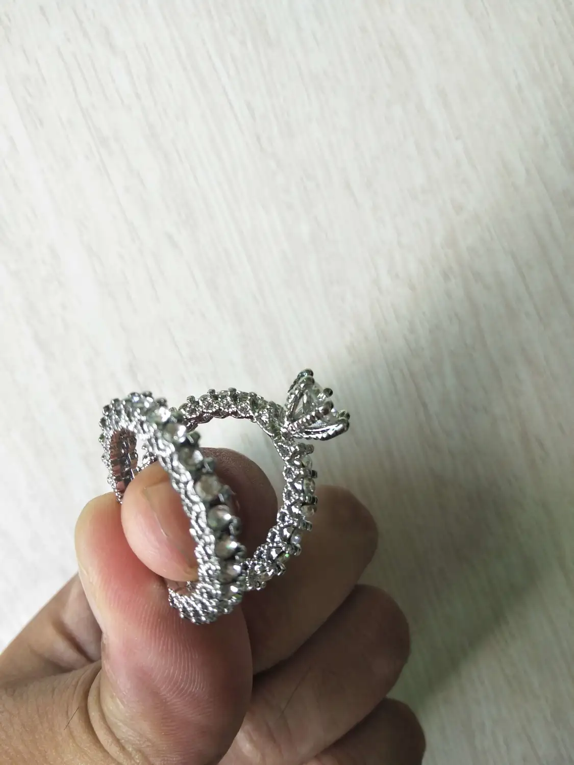 Europe and the United States diamond drill six claw mosaic fashion ring