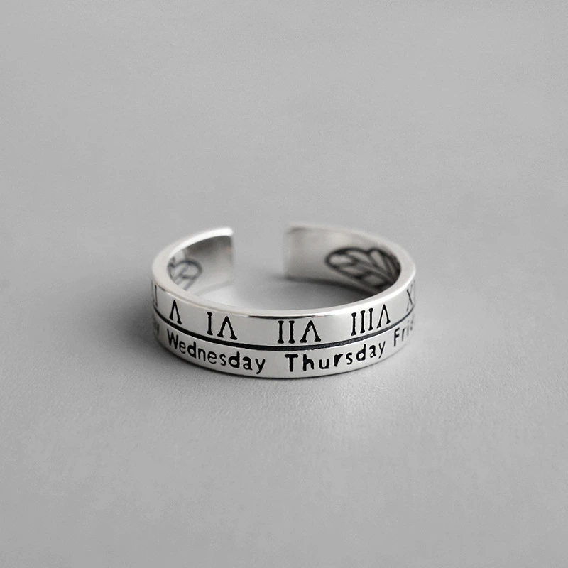 Roman numeral ring