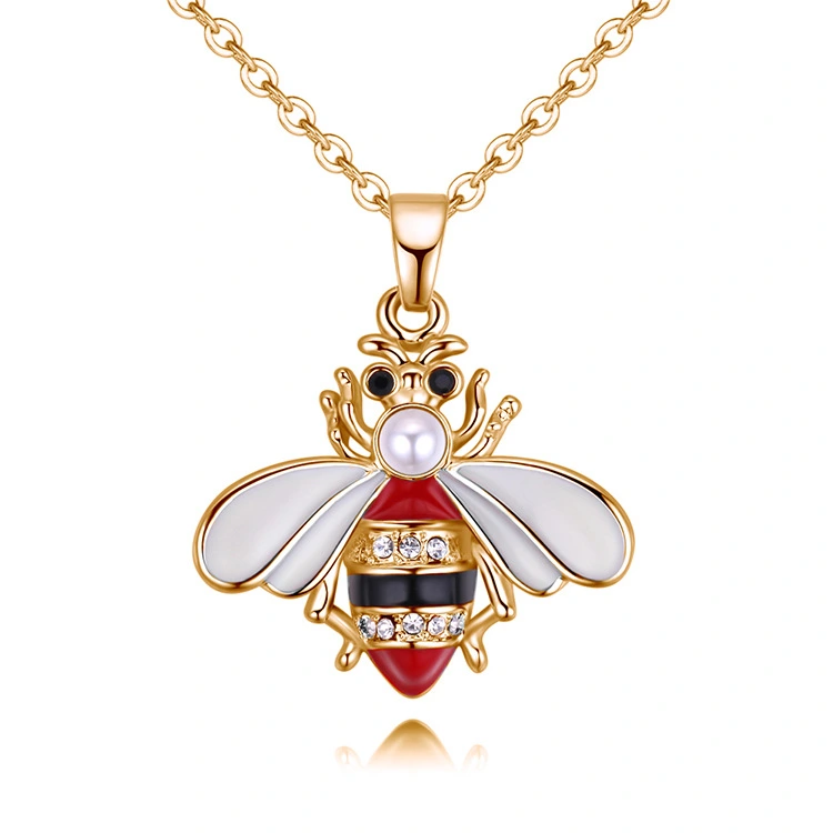 Korean version of the cute drop oil bee necklace female wild fashion pearl pendant