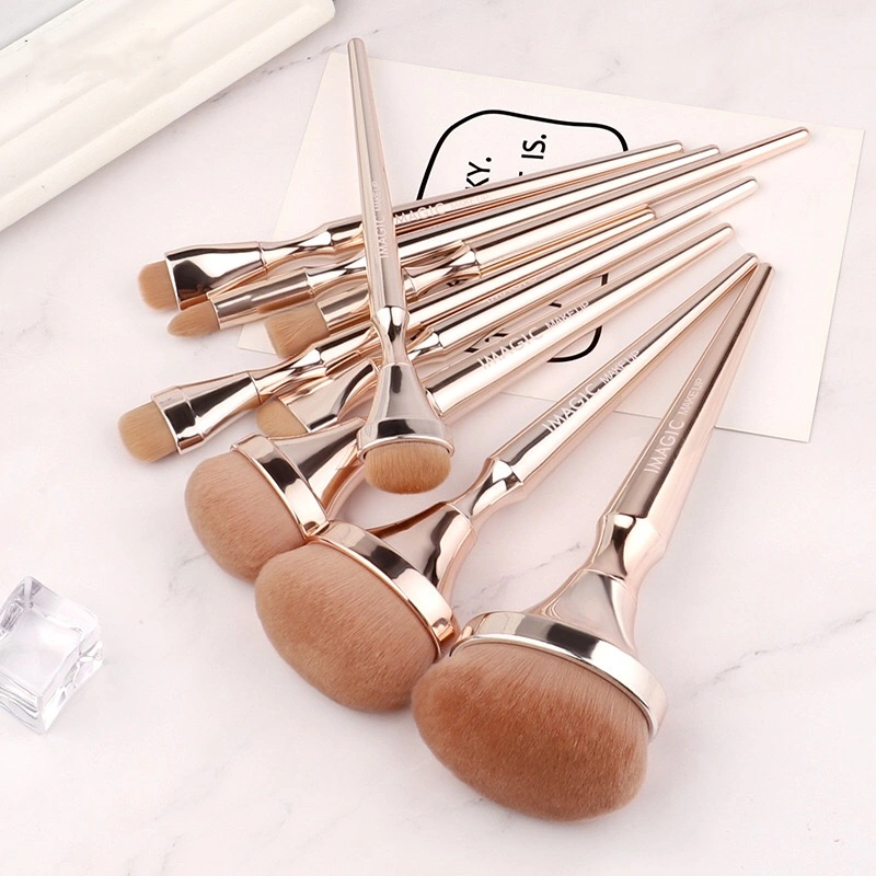 9 special suits for makeup artists