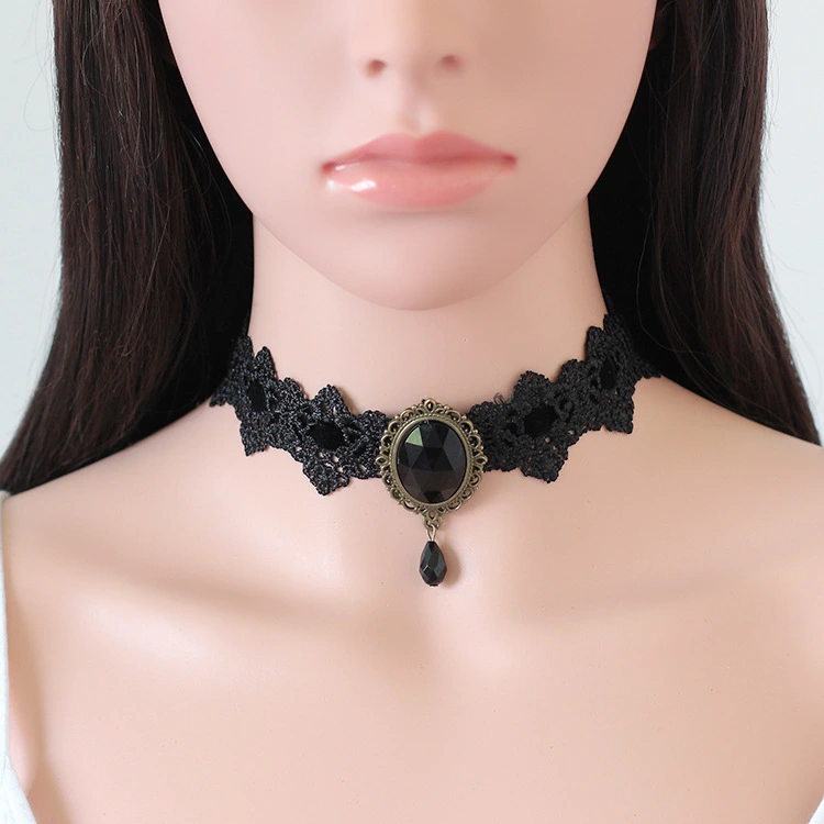 Women's Lace and Velvet Cloth Necklace Necklace