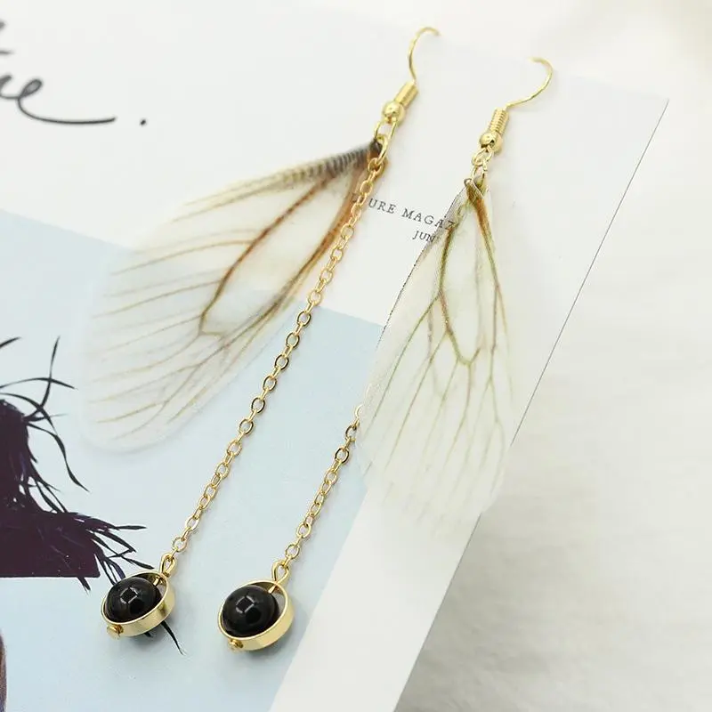 Simple wind butterfly wing earrings