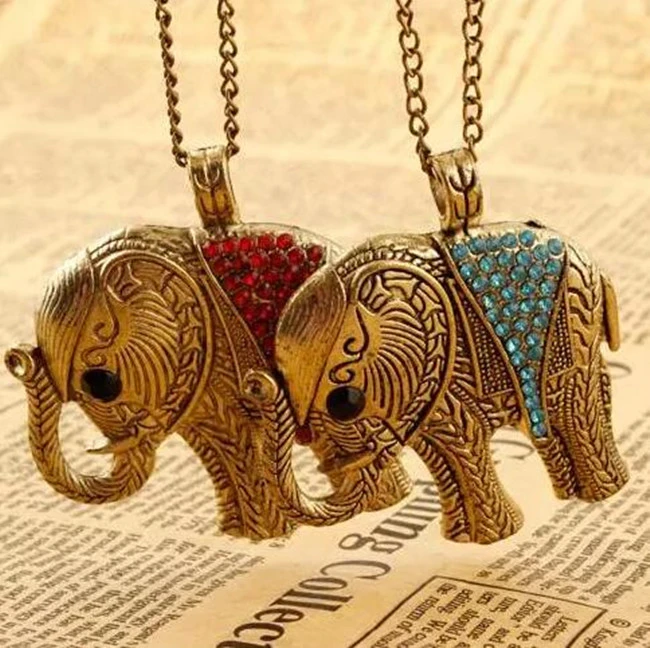 Elephant long sweater chain