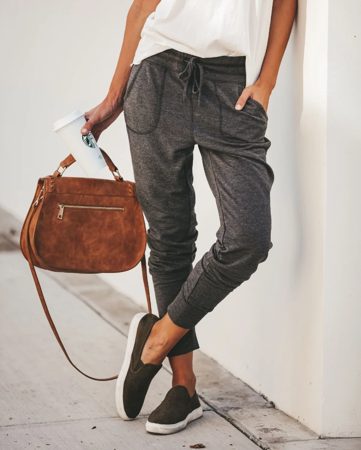 Elastic drawstring trousers