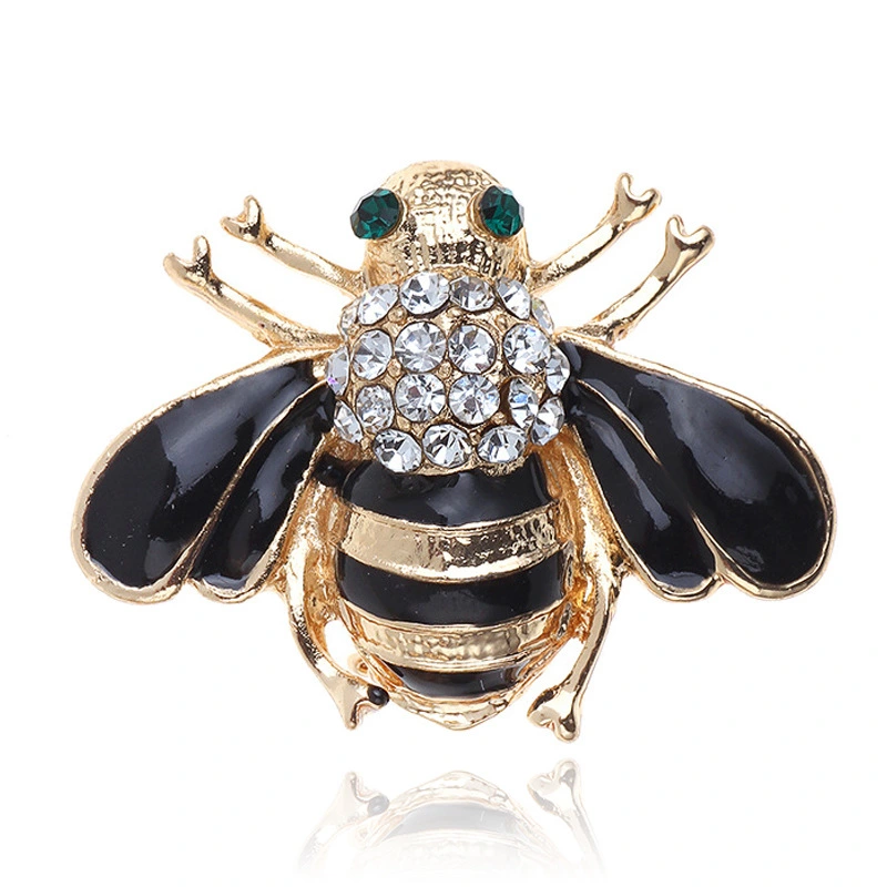 Cute little bee brooch