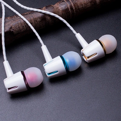 Wholesale bass In-Ear Earphones general line of wheat with mobile phone headset headset wire factory