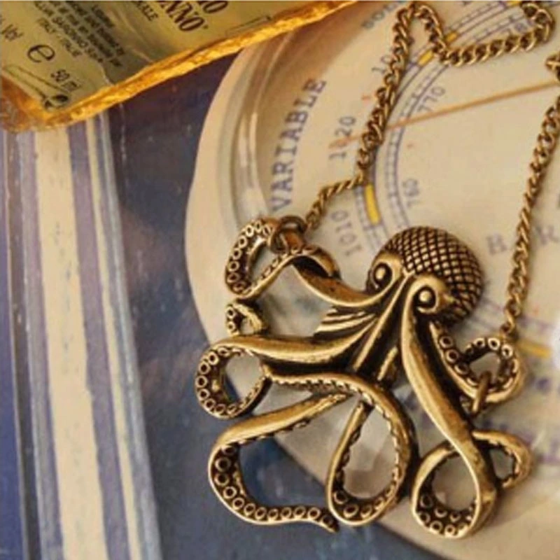 Octopus retro long necklace