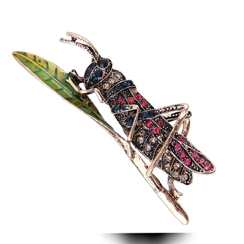 Insect temperament lady brooch brooch