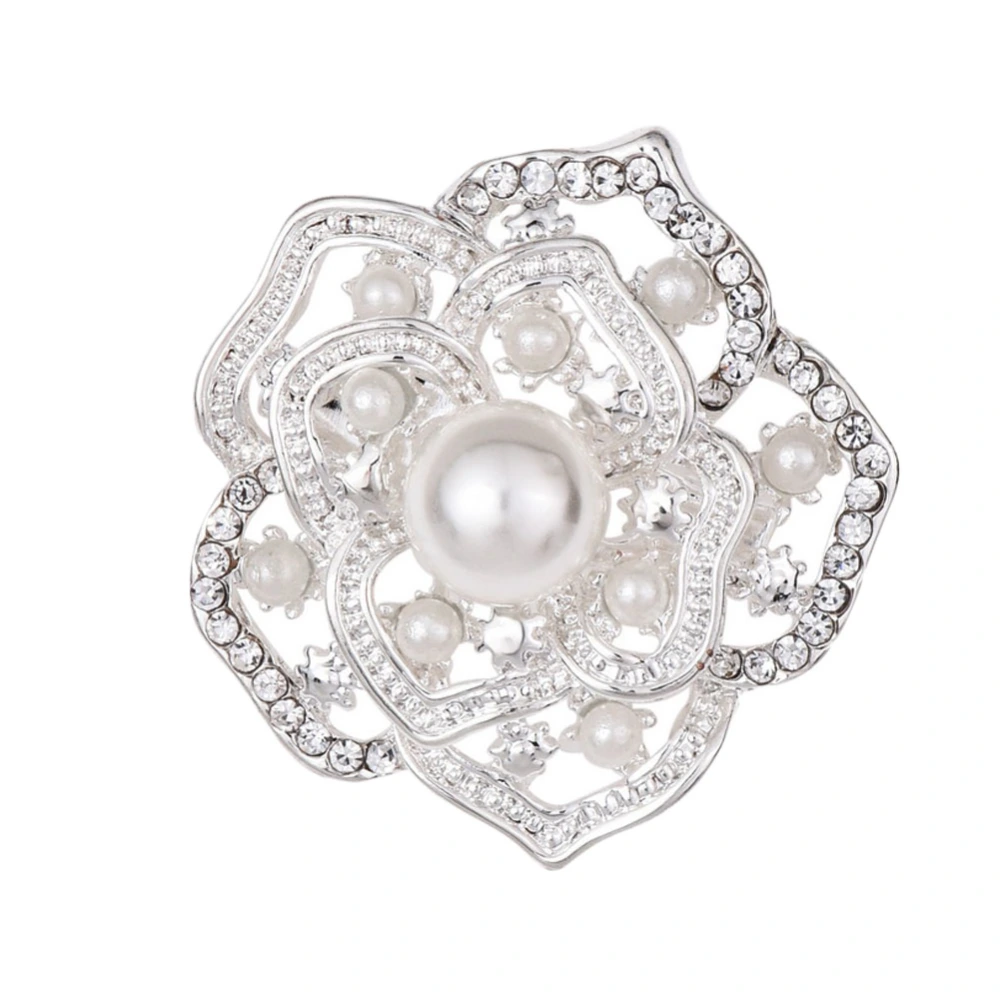 Hollow flower brooch with pearls